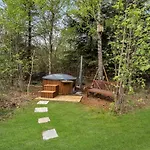 4 Bedroom Gorgeous In *