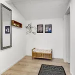 4 Bedroom Gorgeous In *