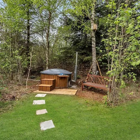 4 Bedroom Gorgeous In *