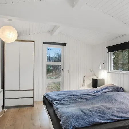 Dom wakacyjny 4 Bedroom Gorgeous In