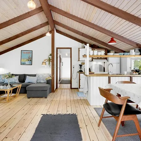 4 Bedroom Gorgeous In