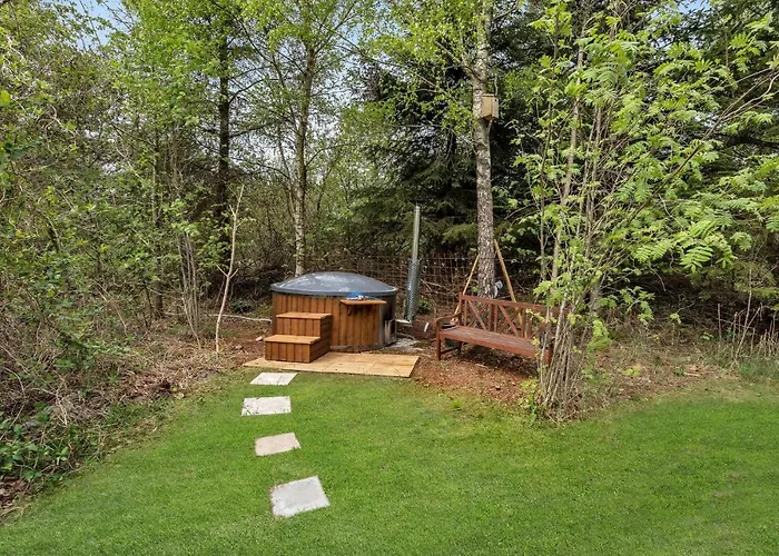 4 Bedroom Gorgeous In *